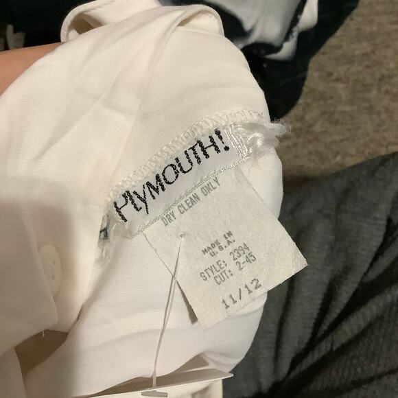 Vintage Plymouth Brand Blouse with Pocket and Button Back Size 11/12 - Picture 4 of 4